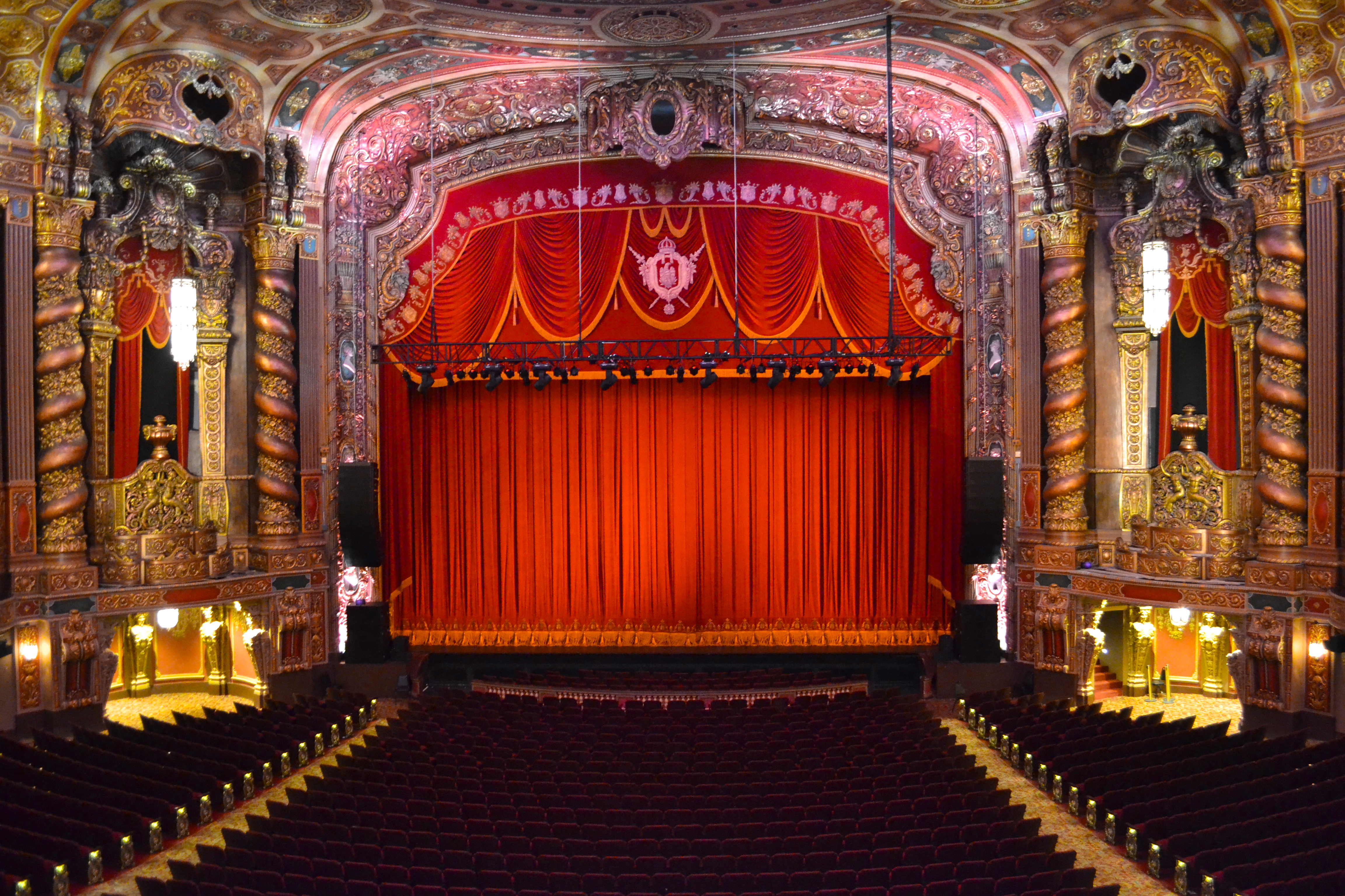 Kings Theatre. Credit: Alexandra Silversmith (via Wikimedia Commons)