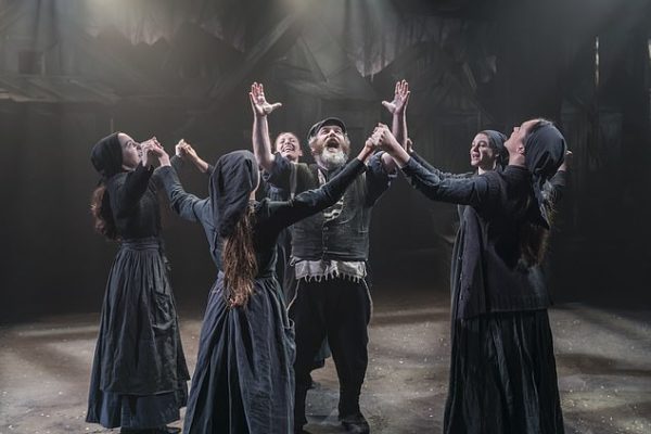 Review: Fiddler on the Roof at Menier Chocolate Factory
