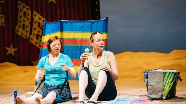 Review: Jellyfish at National Theatre